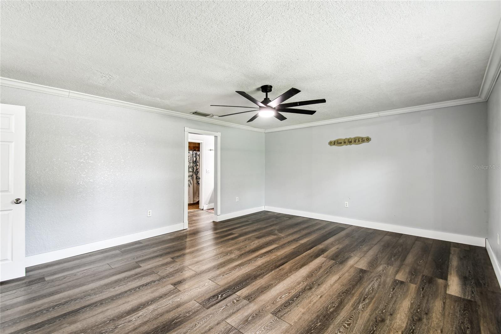 Image 15 of 46 For 738 Florida Boulevard