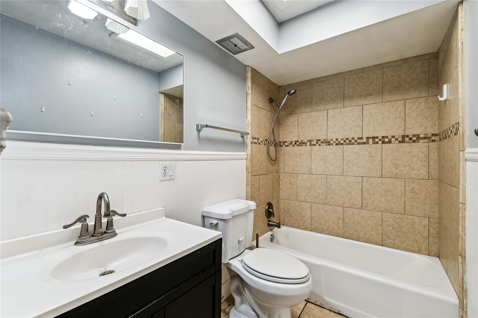 Image 25 of 46 For 738 Florida Boulevard