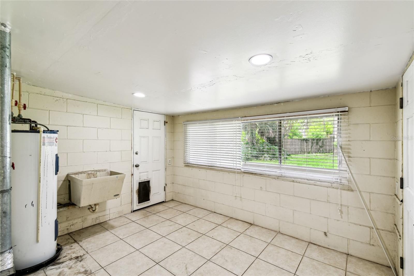 Image 31 of 46 For 738 Florida Boulevard