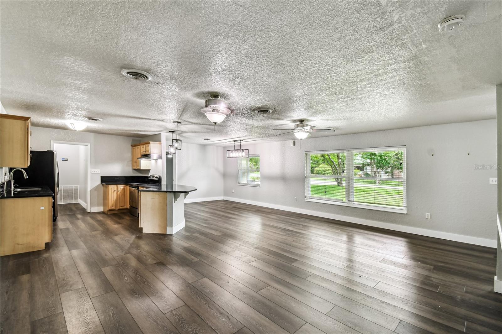 Image 4 of 46 For 738 Florida Boulevard