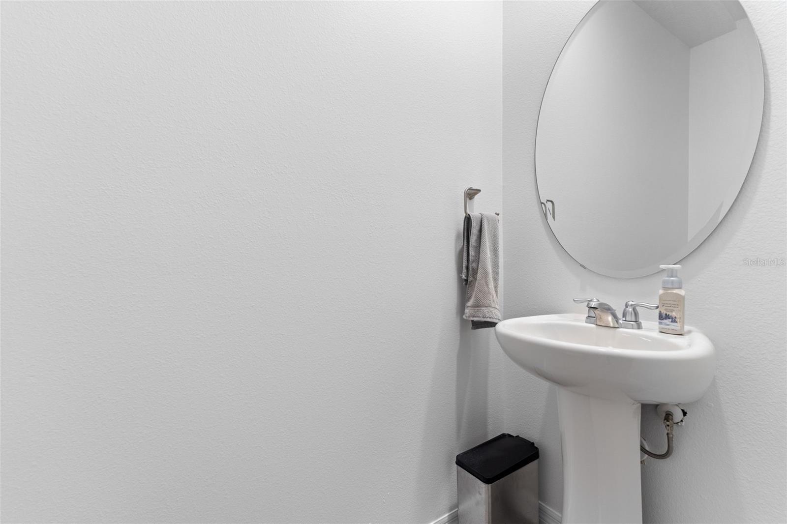 Image 17 of 20 For 45 Bella Lago Circle