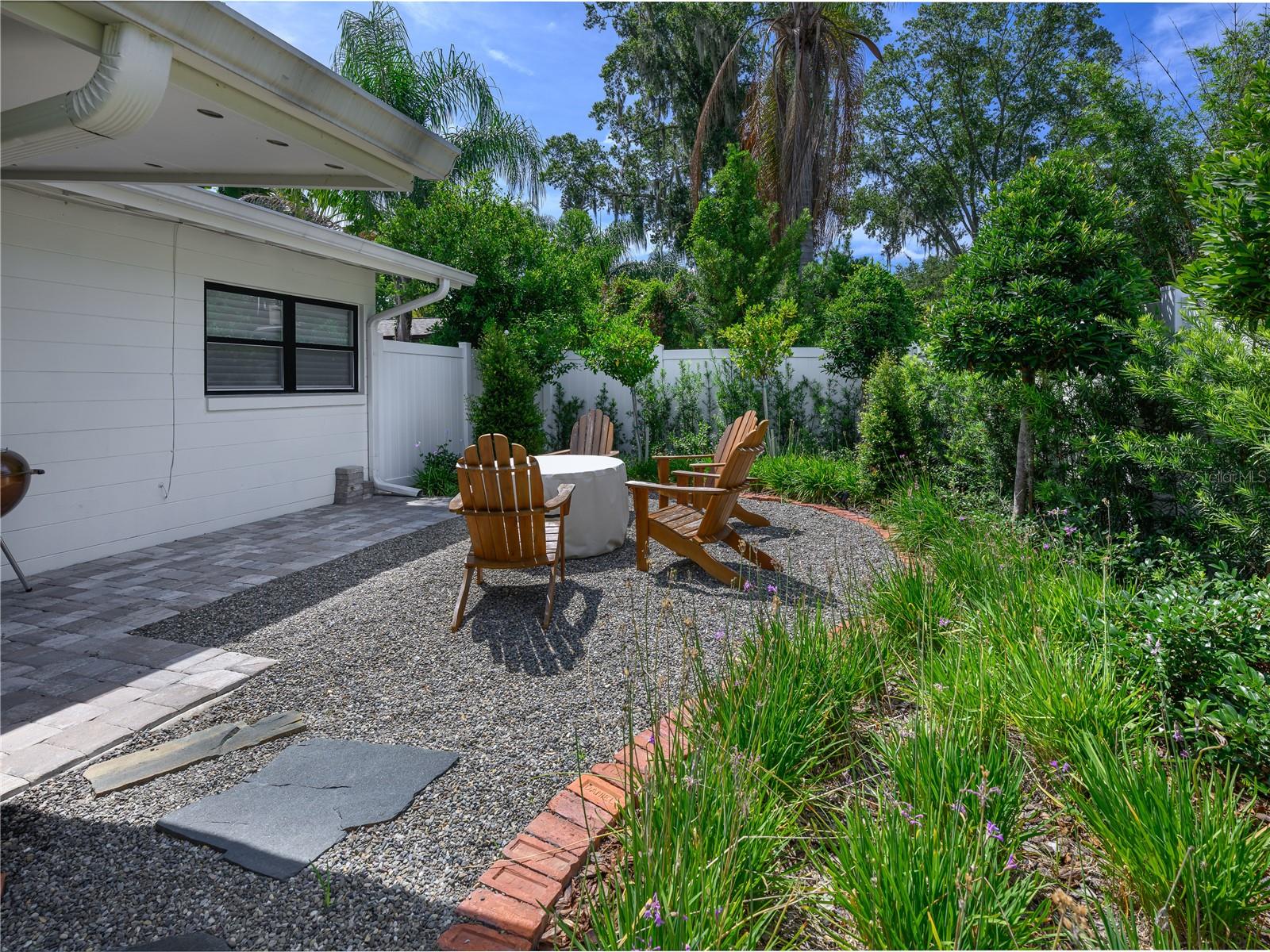 Image 33 of 40 For 632 Magnolia Drive