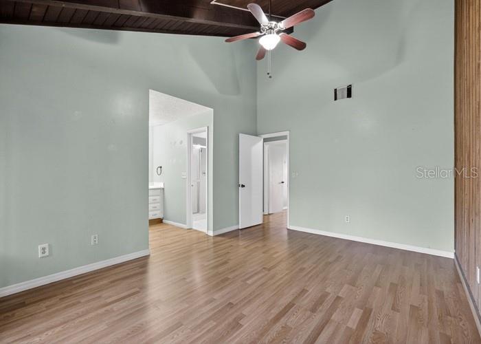 Image 13 of 19 For 113 Red Cedar Drive