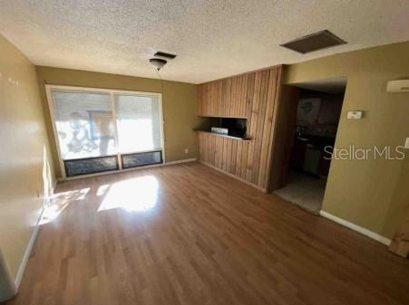 Image 5 of 8 For 113 Red Cedar Drive