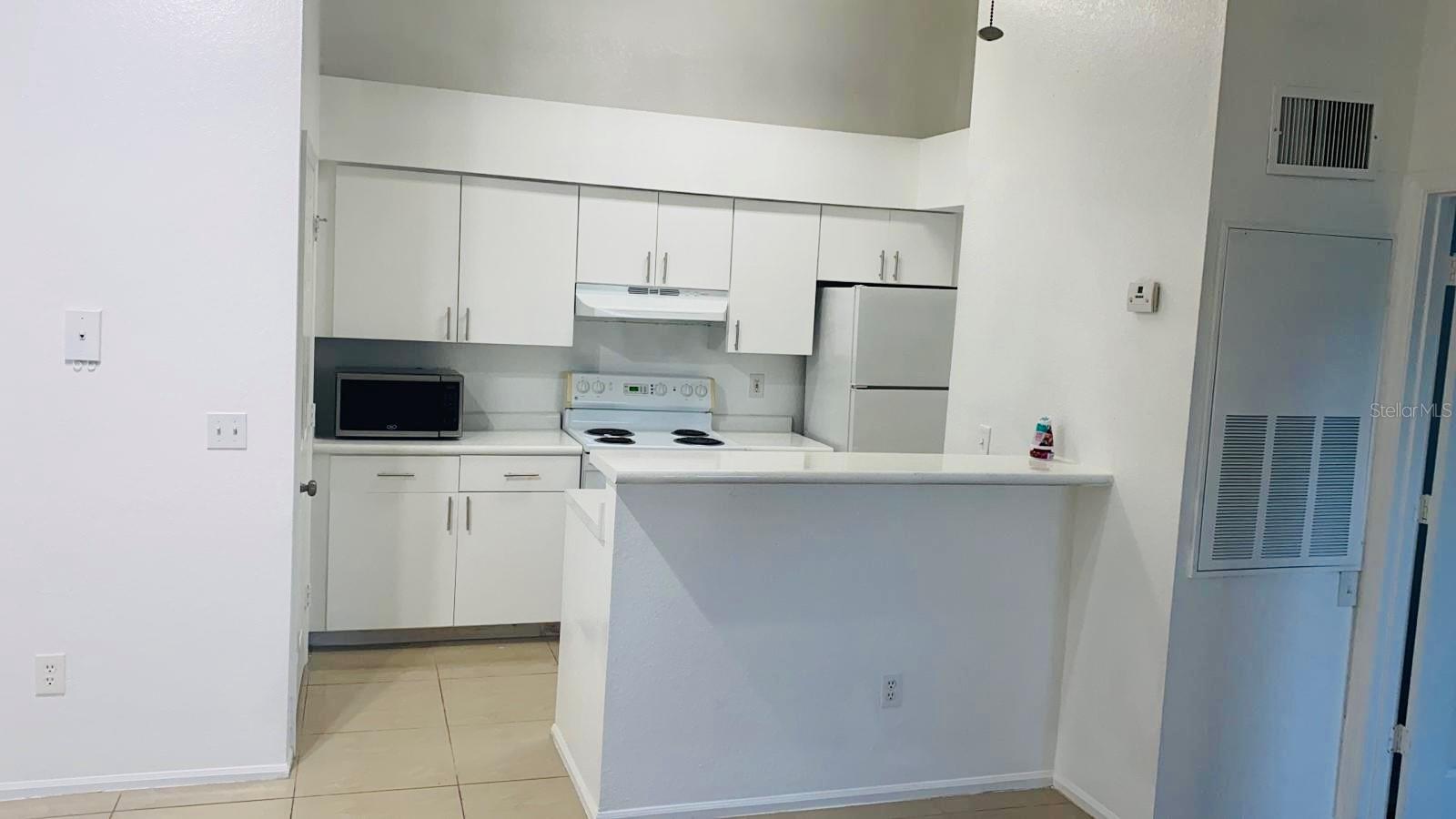 Image 16 of 29 For 5124 Park Central Drive 534