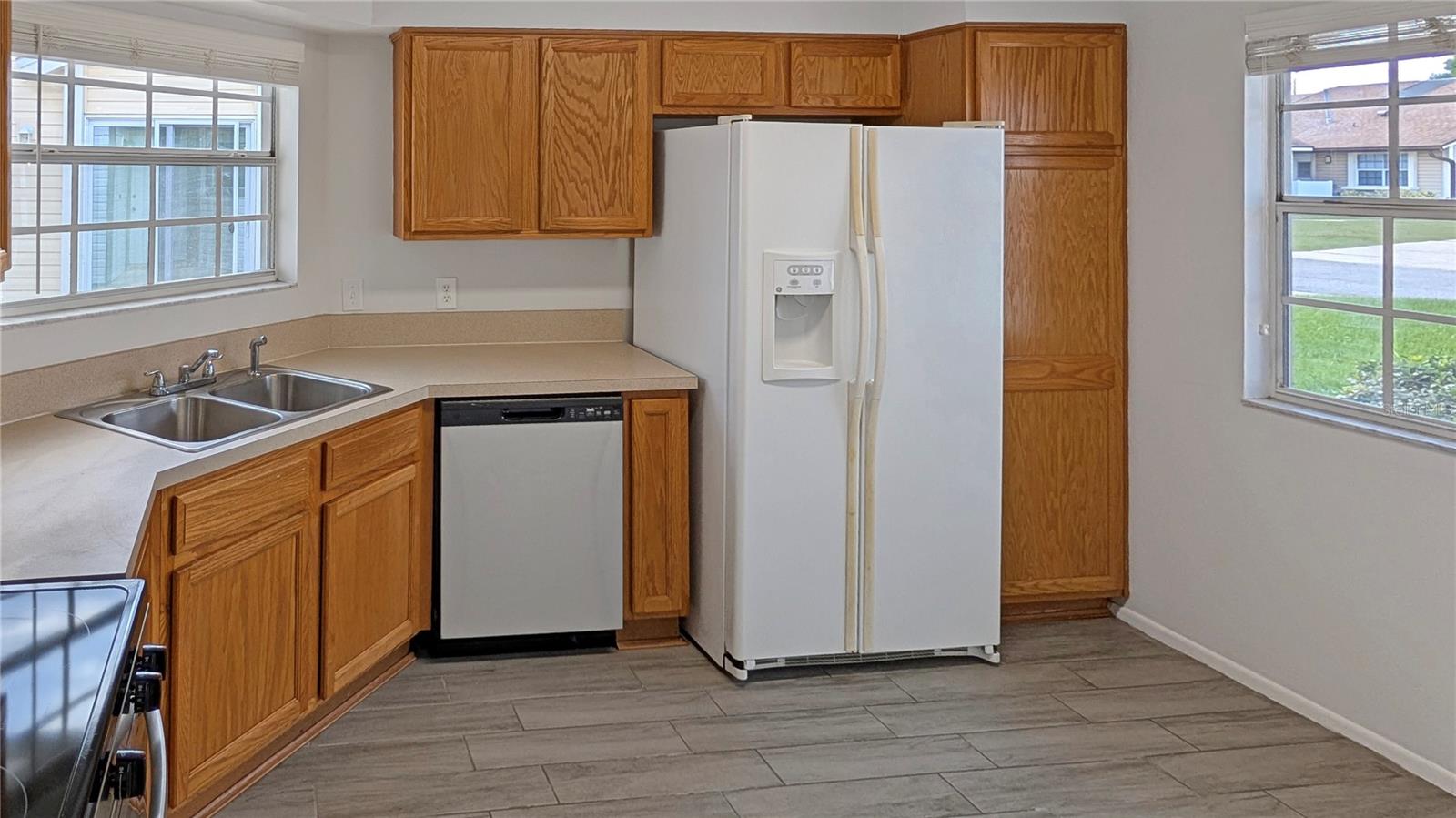 Image 11 of 28 For 1033 Wentworth Court