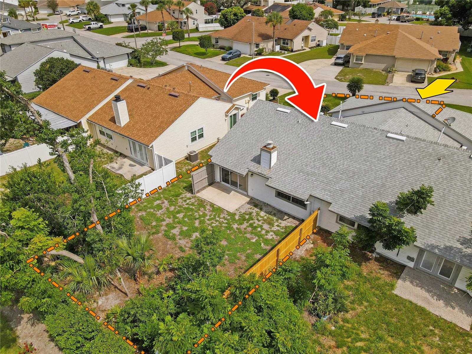 Image 3 of 28 For 1033 Wentworth Court
