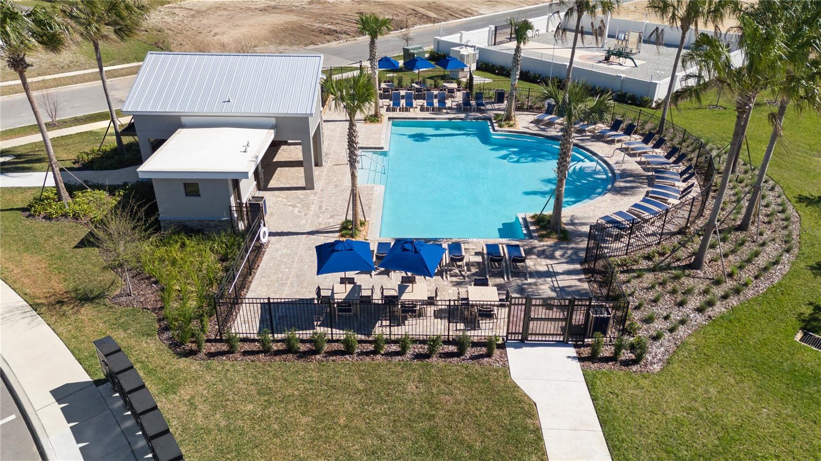 Image 20 of 23 For 4682 Golden Knight Boulevard