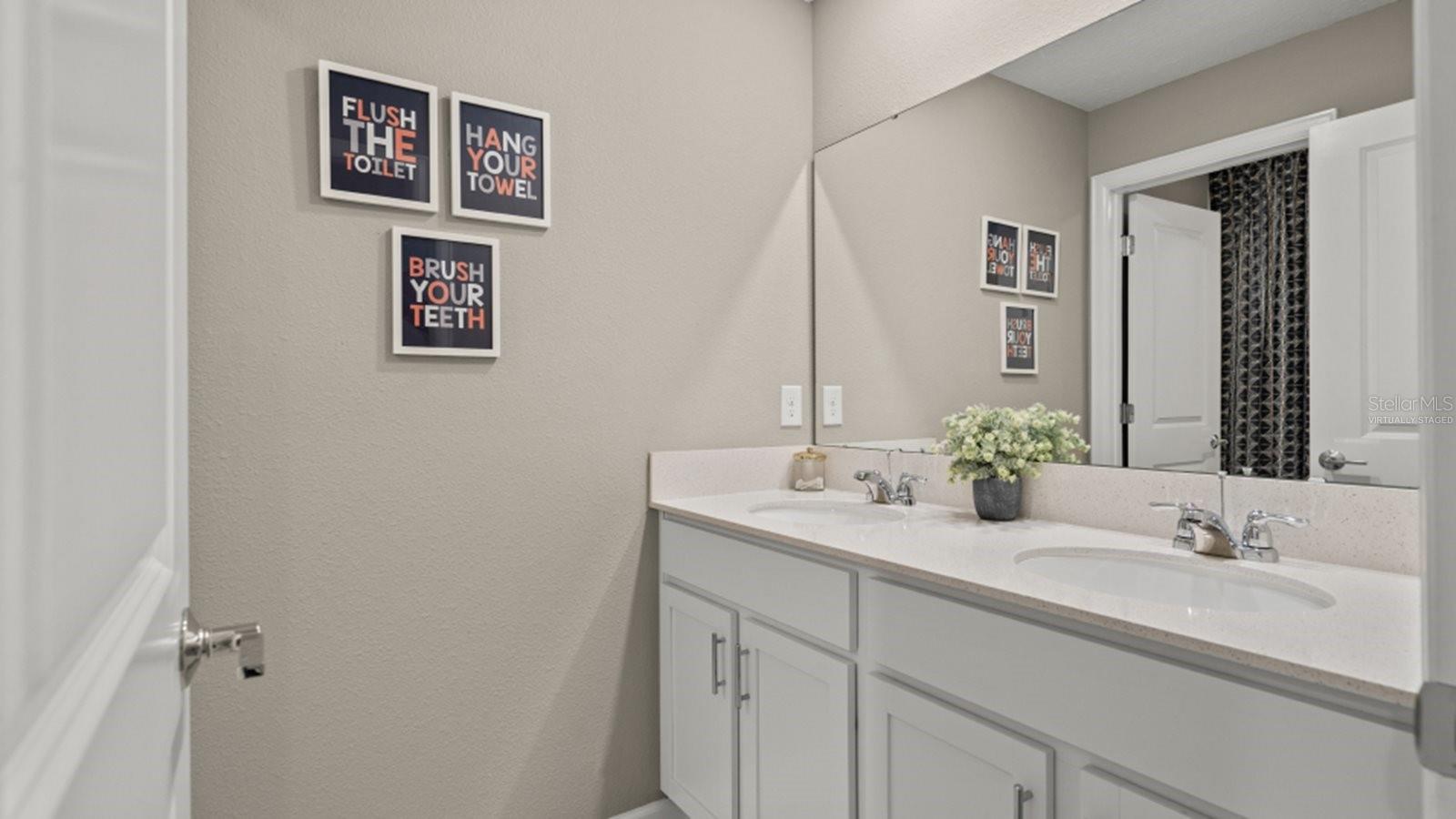 Image 8 of 23 For 4682 Golden Knight Boulevard