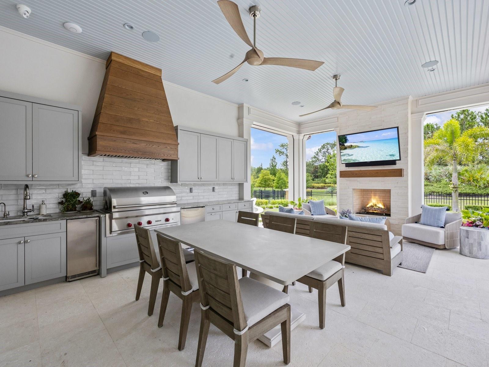Image 10 of 90 For 10463 Los Feliz Drive