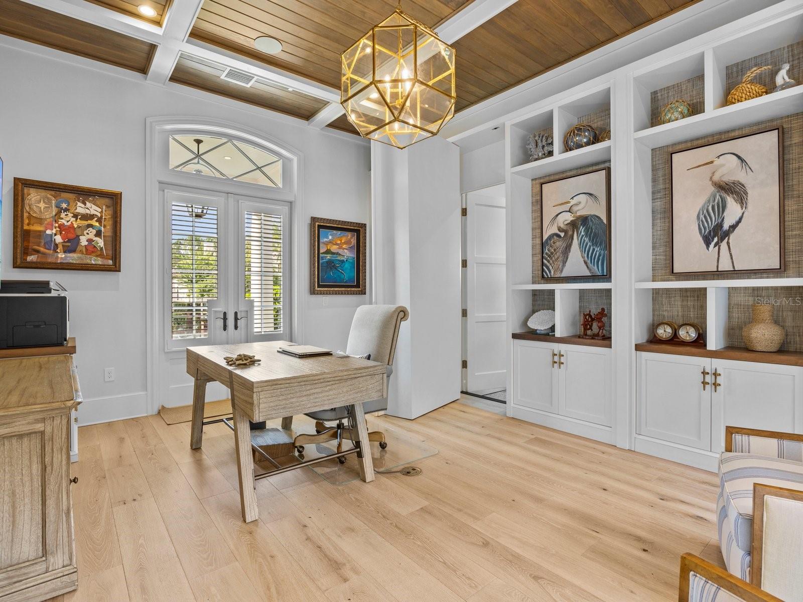Image 36 of 90 For 10463 Los Feliz Drive