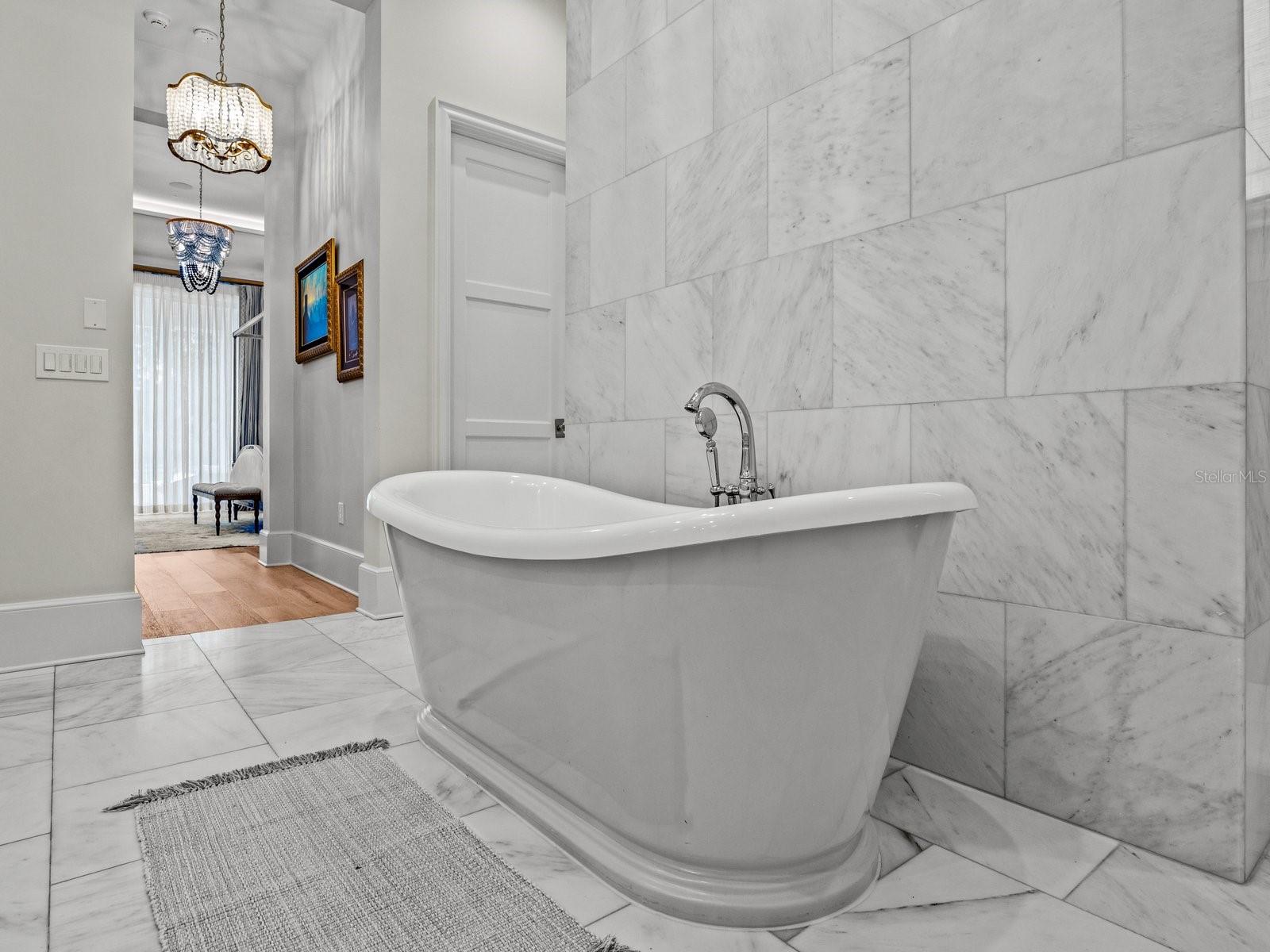 Image 43 of 90 For 10463 Los Feliz Drive