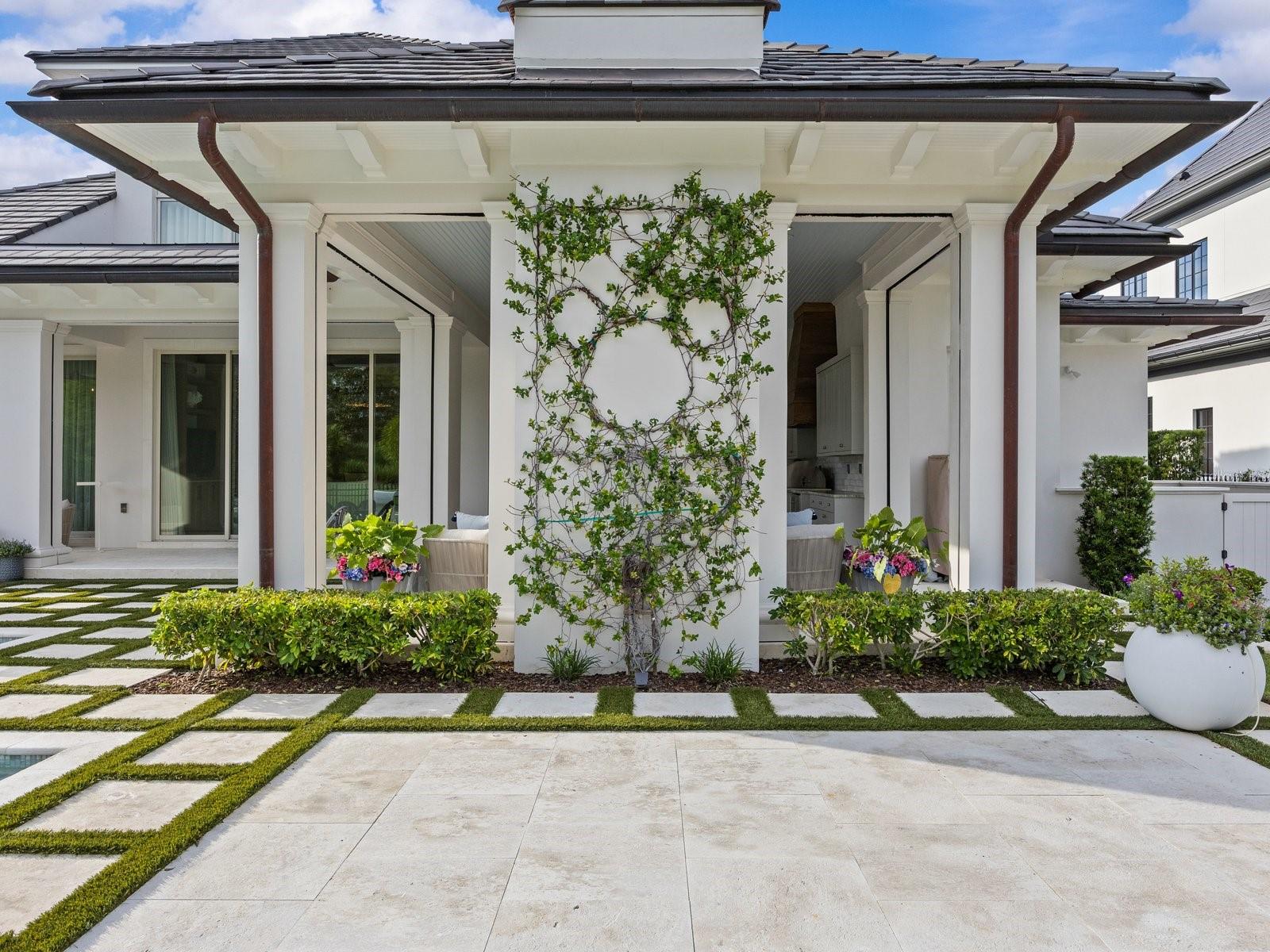Image 86 of 90 For 10463 Los Feliz Drive
