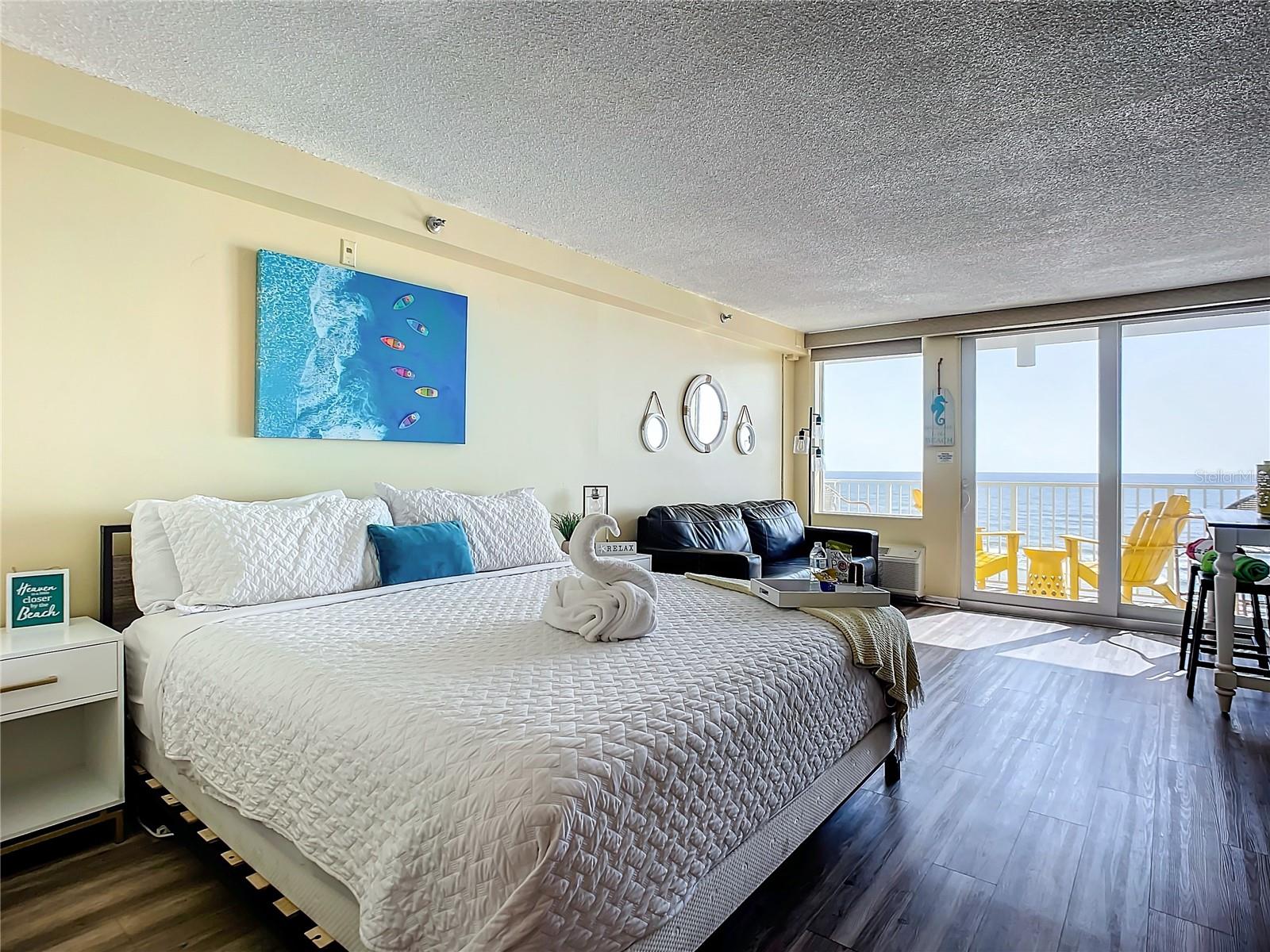 Image 6 of 37 For 701 Atlantic Avenue 504
