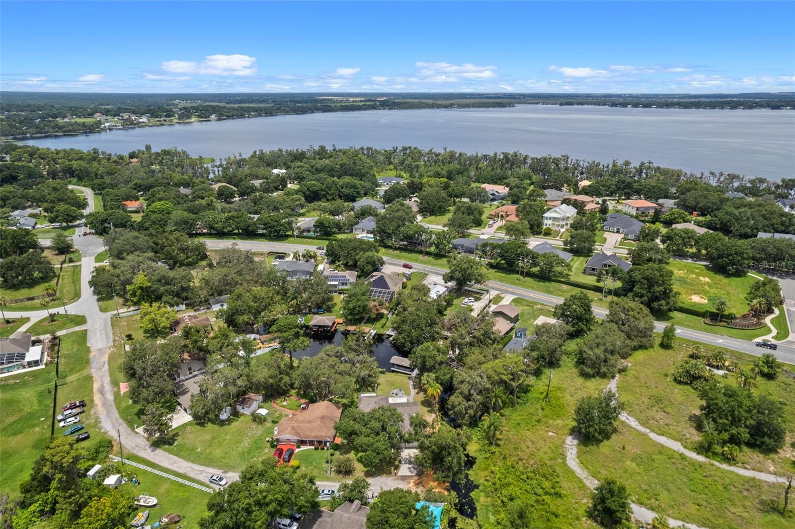 Image 48 of 52 For 11815 Lake Susan