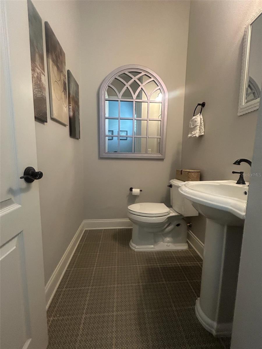 Image 10 of 38 For 1531 Castile Street