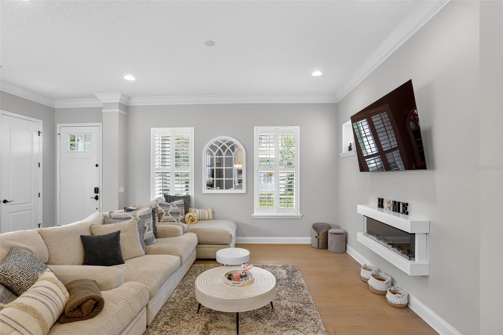 Image 5 of 38 For 1531 Castile Street