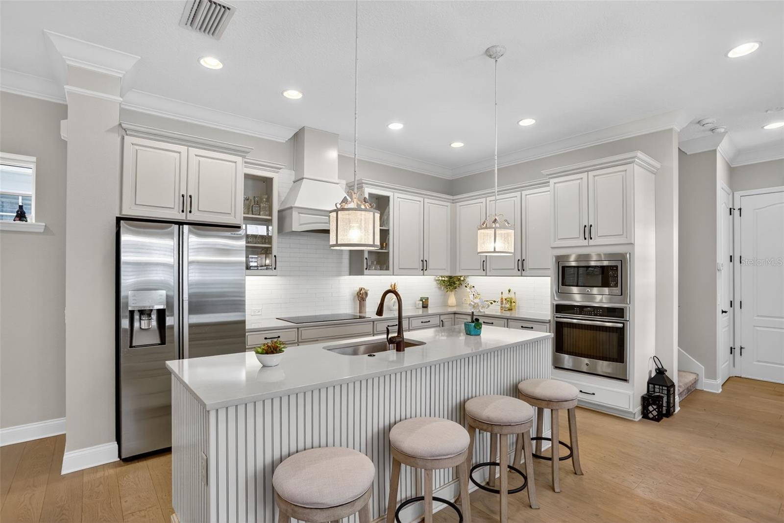 Image 7 of 38 For 1531 Castile Street