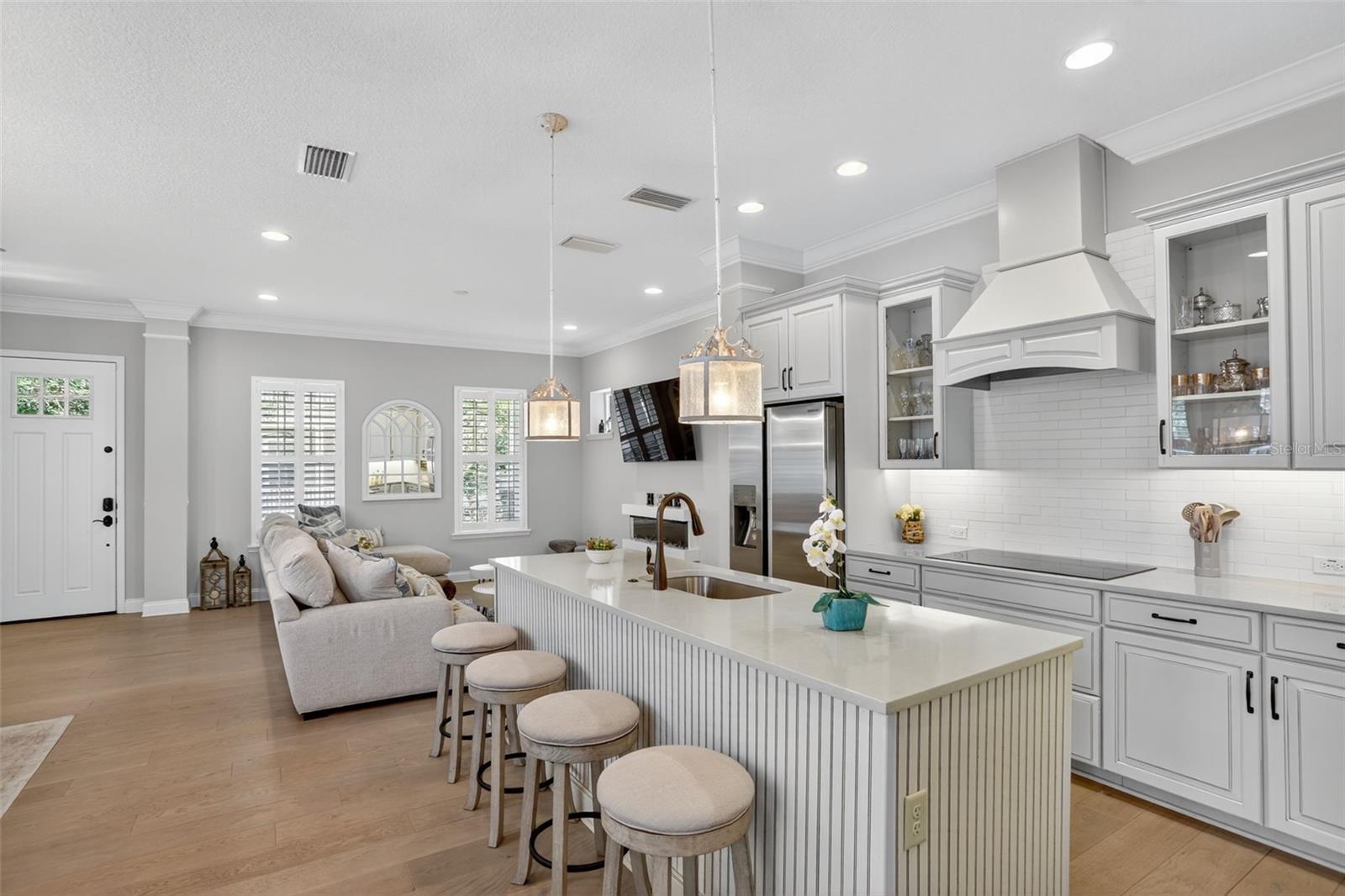 Image 9 of 38 For 1531 Castile Street