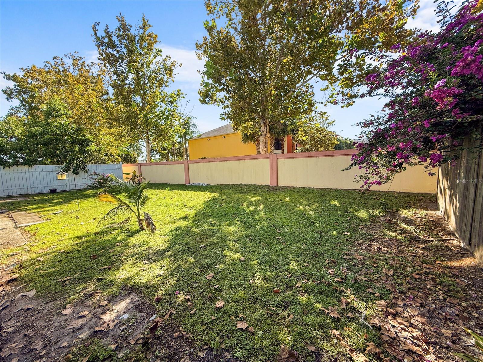 Image 22 of 24 For 11126 Essex Ridge Court