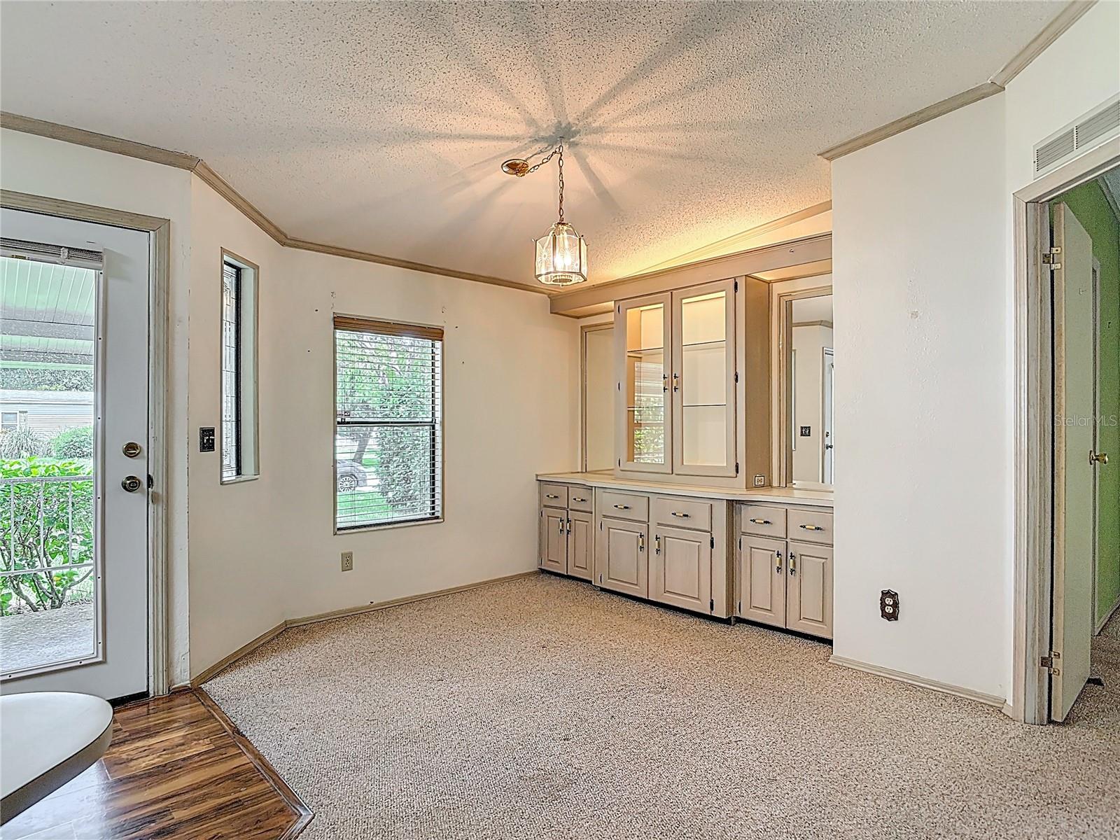 Image 11 of 37 For 521 Starboard Avenue
