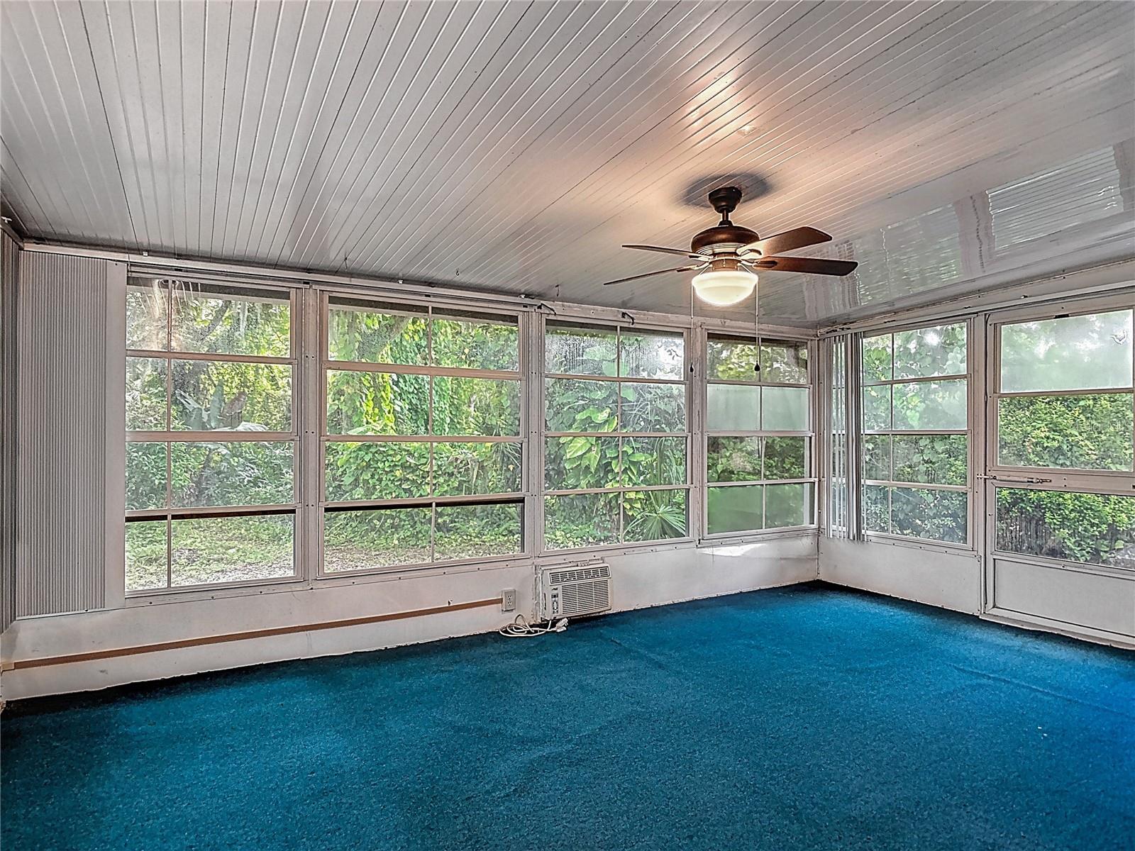 Image 17 of 37 For 521 Starboard Avenue