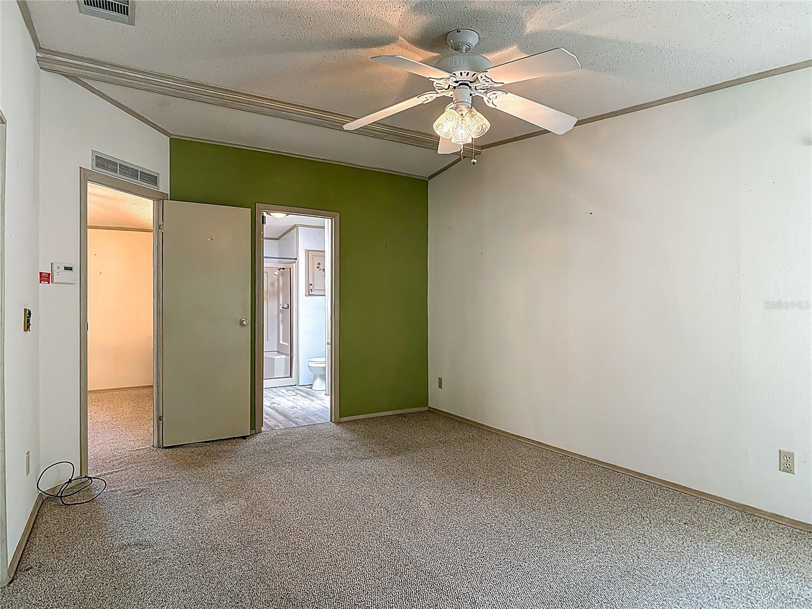 Image 23 of 37 For 521 Starboard Avenue
