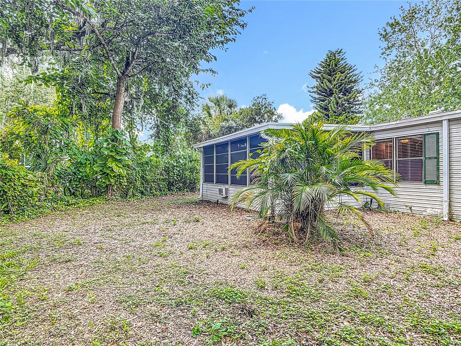 Image 32 of 37 For 521 Starboard Avenue