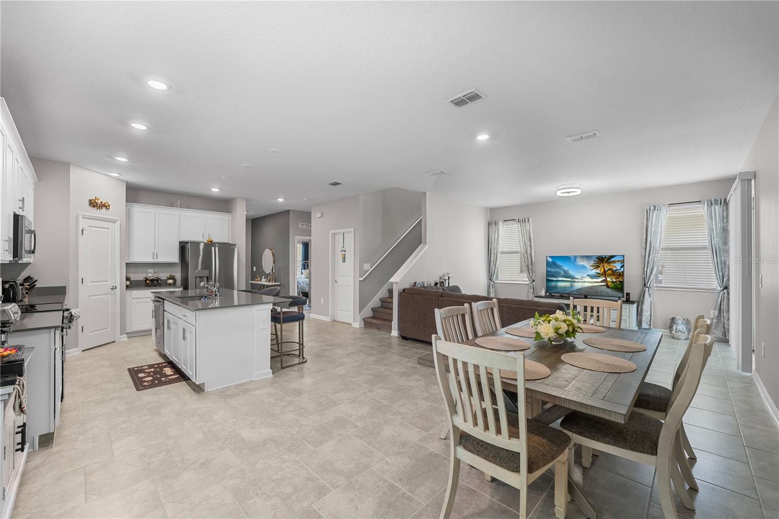 Image 10 of 48 For 6406 Pine Warbler Way