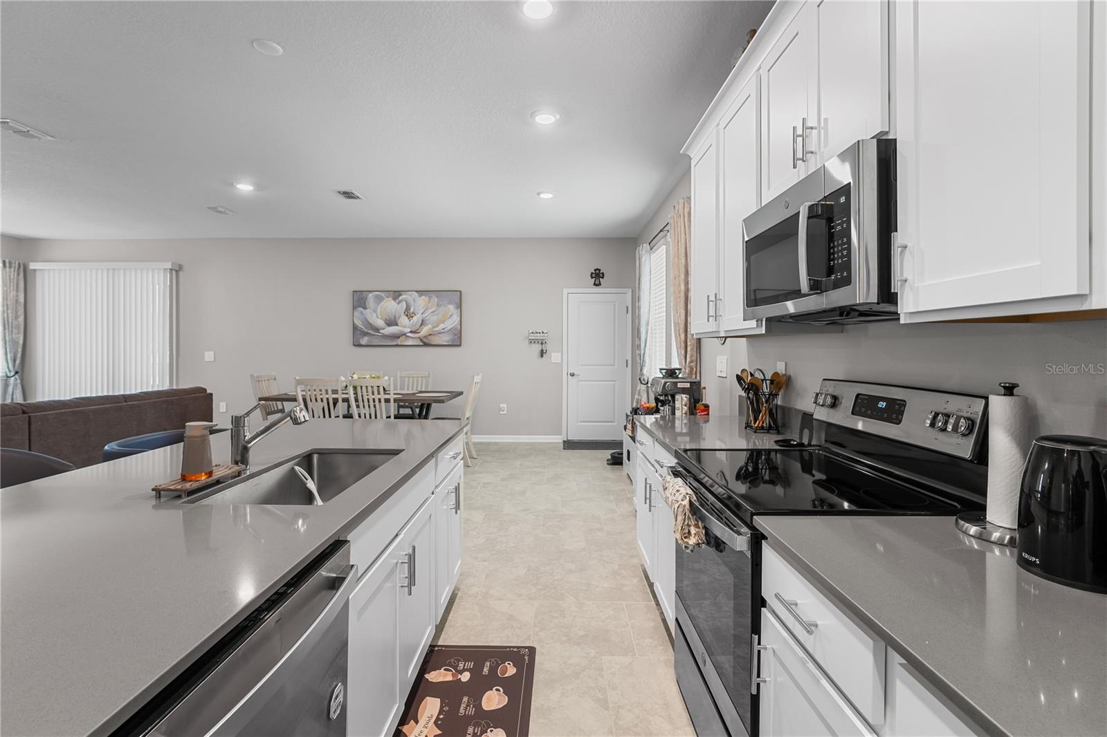 Image 15 of 48 For 6406 Pine Warbler Way