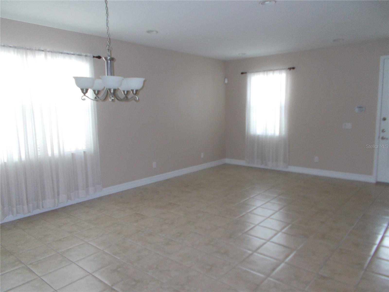 Image 19 of 26 For 2348 Wild Tamarind Boulevard