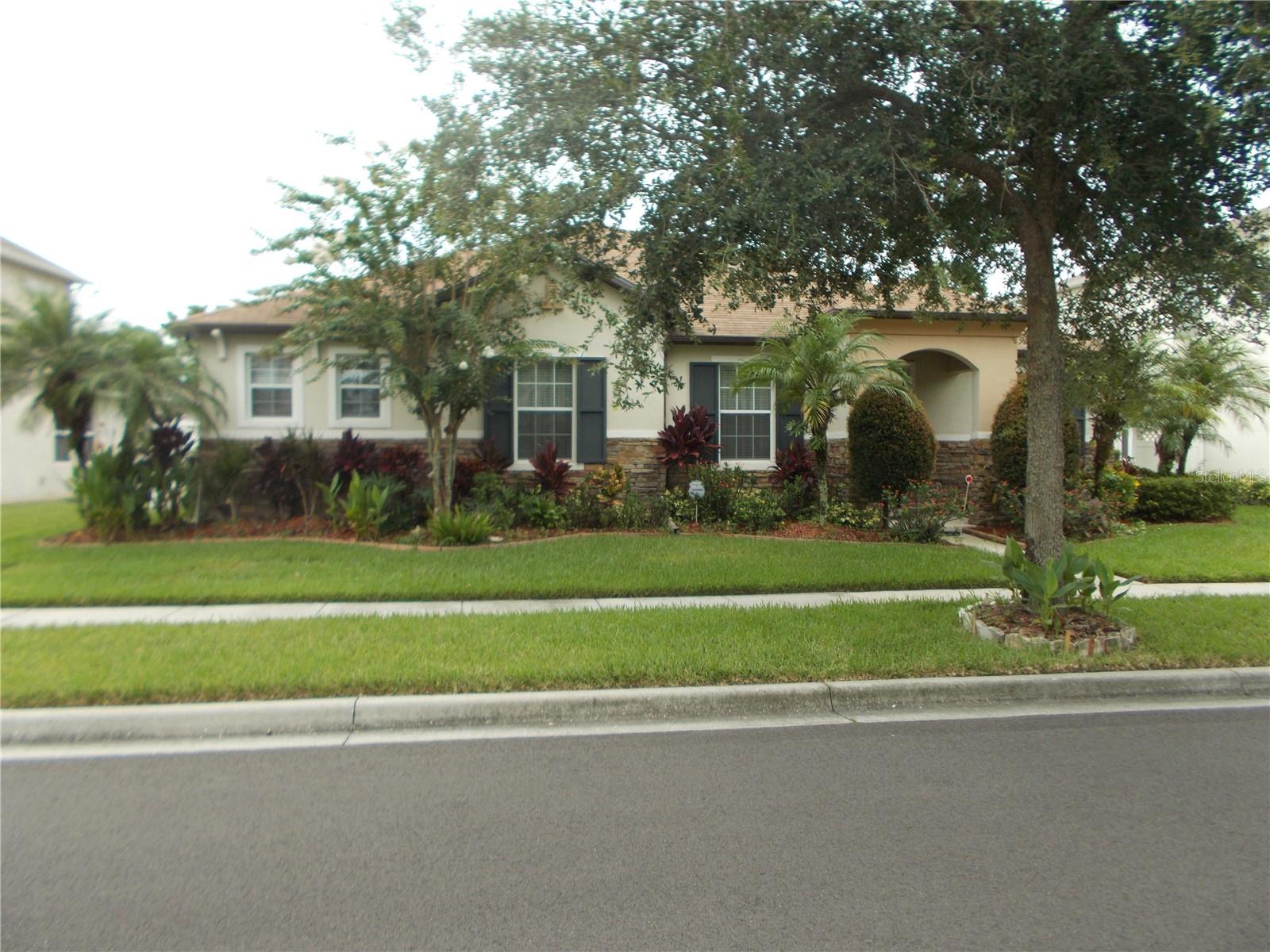Image 2 of 26 For 2348 Wild Tamarind Boulevard