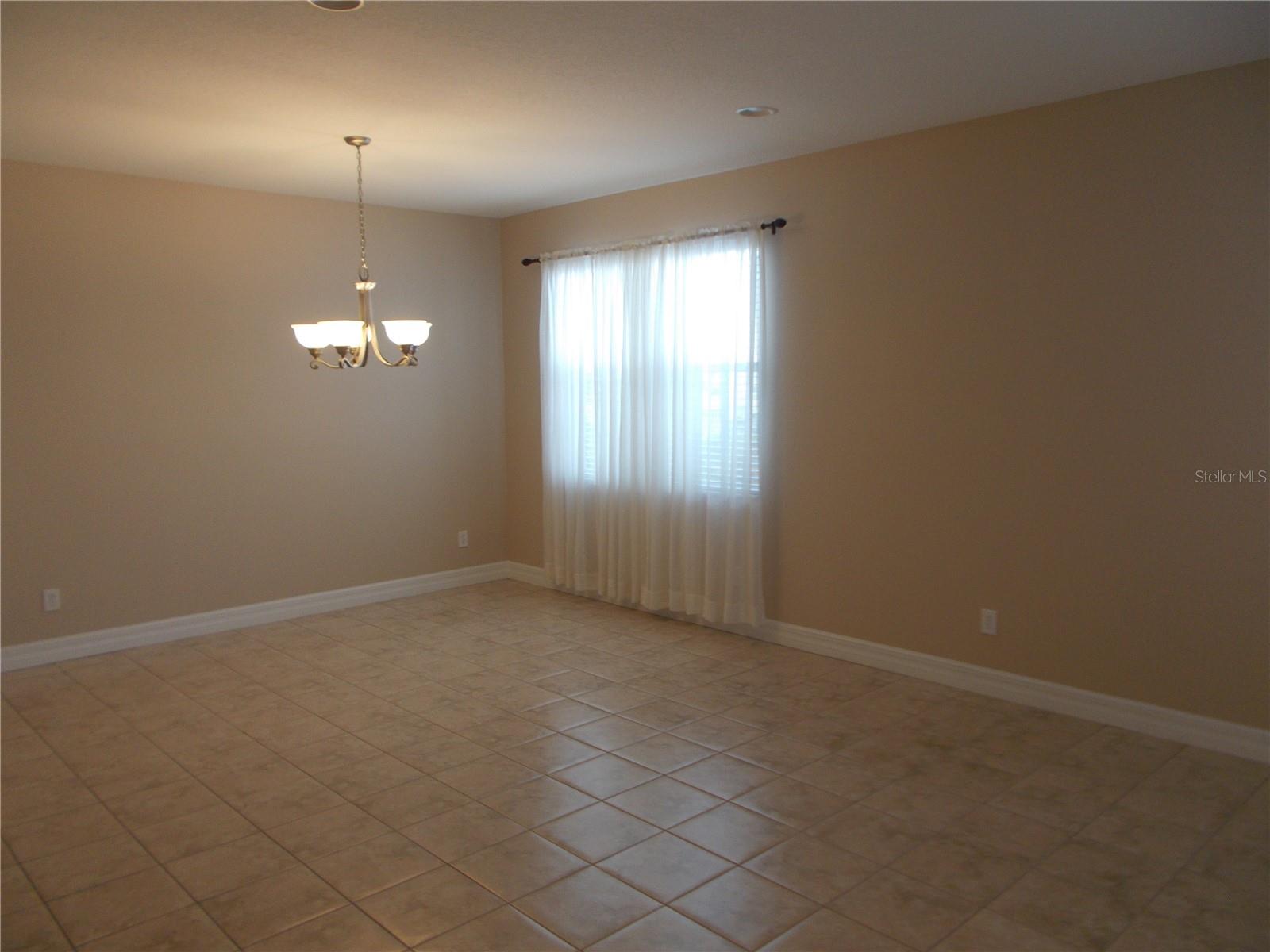 Image 7 of 26 For 2348 Wild Tamarind Boulevard