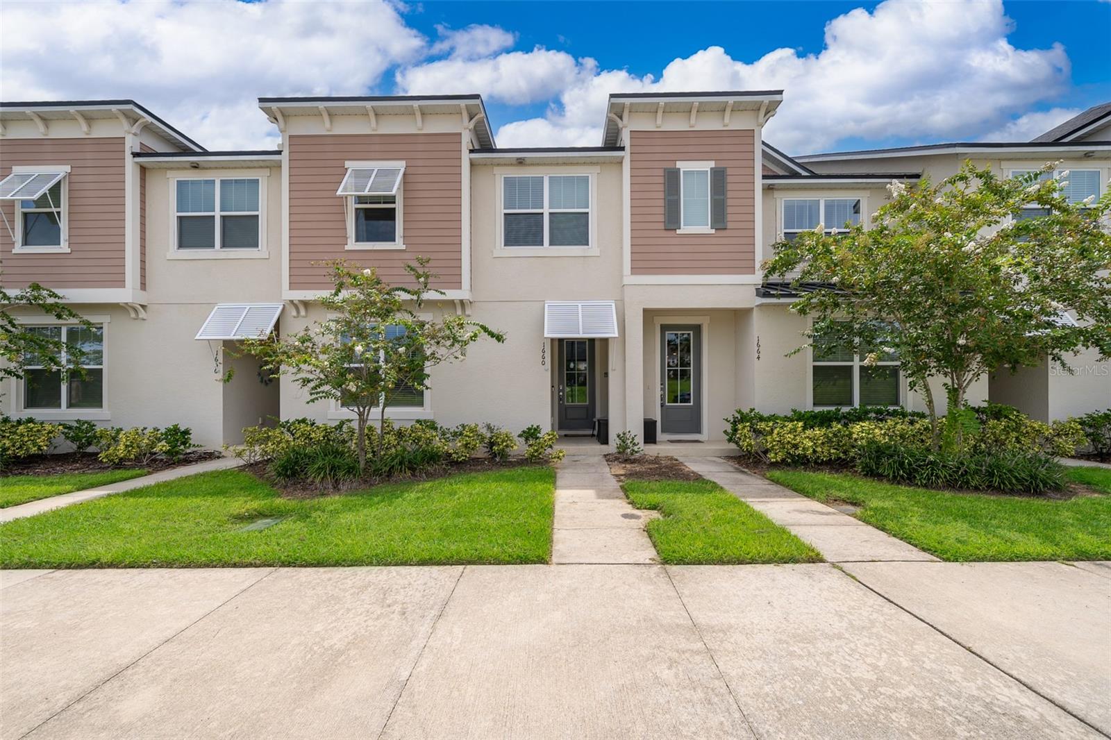 Details for 1660 Tropical Palms Circle, KISSIMMEE, FL 34747