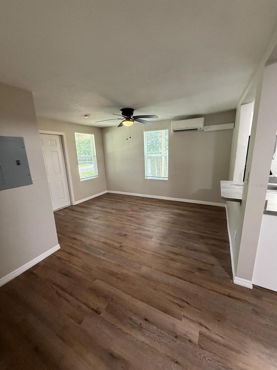 Image 4 of 28 For 1514 7th Street