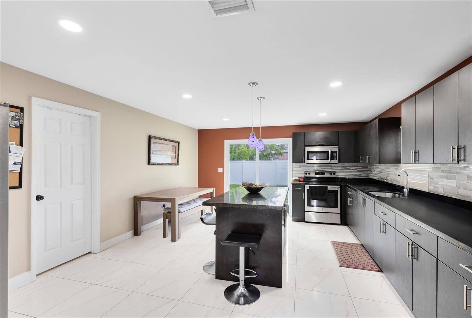 Image 5 of 17 For 4521 Lawne Court