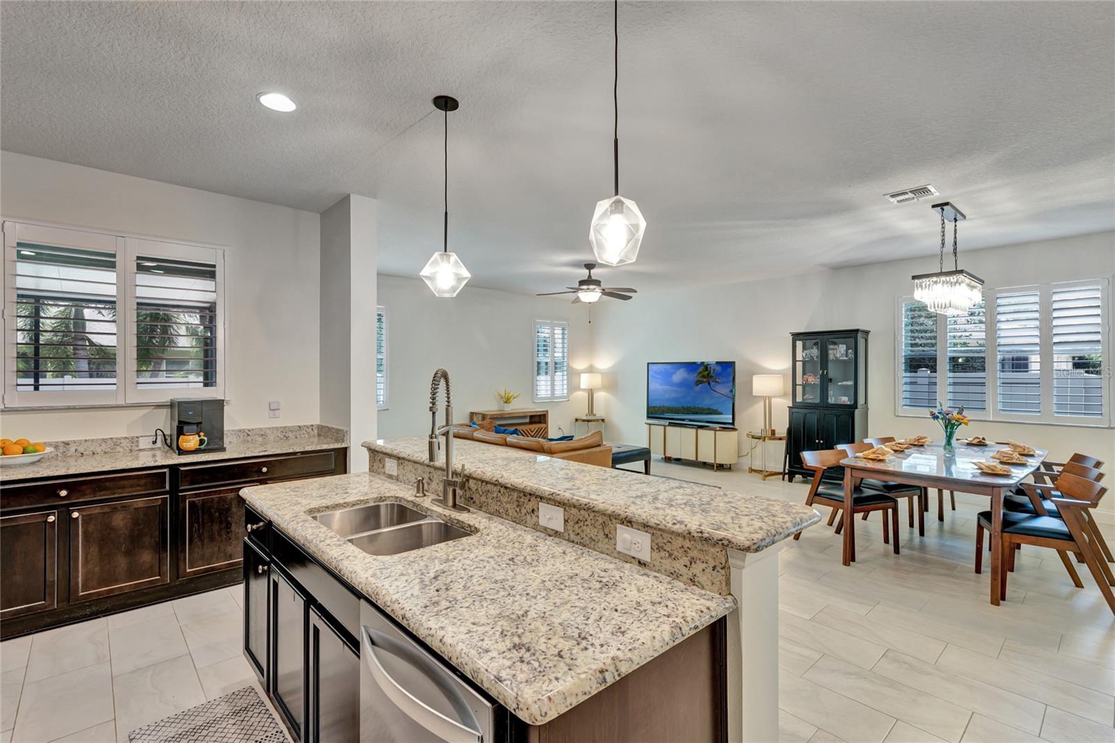 Image 4 of 34 For 8827 Arrabida Lane