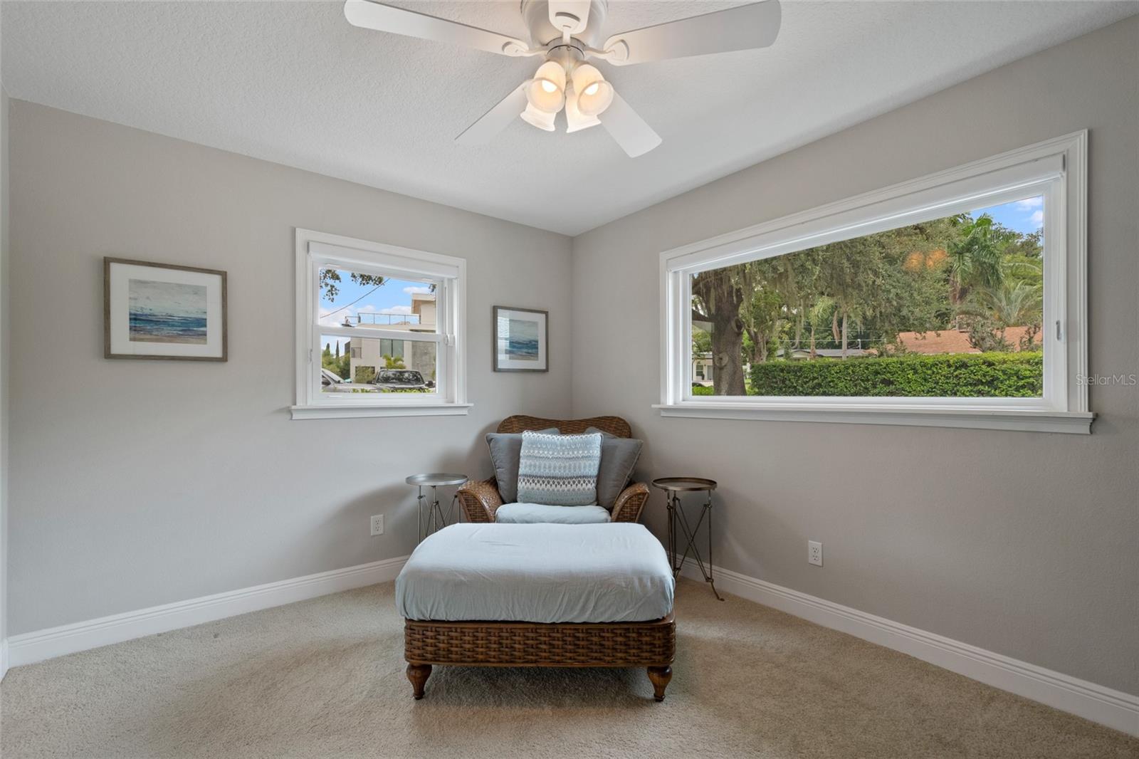 Image 37 of 79 For 9070 Ron Den Lane