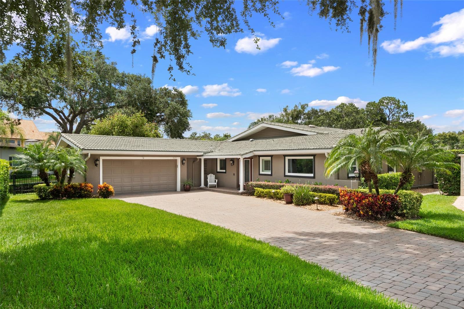 Image 6 of 79 For 9070 Ron Den Lane