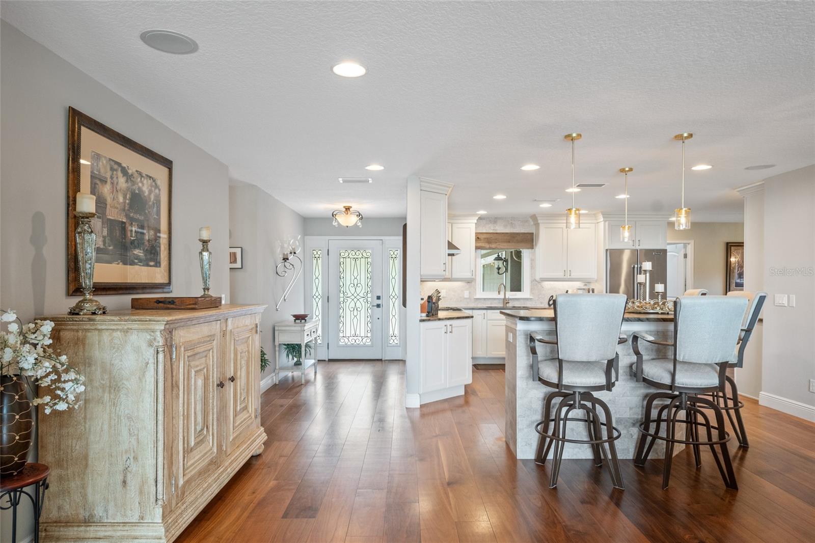 Image 9 of 79 For 9070 Ron Den Lane
