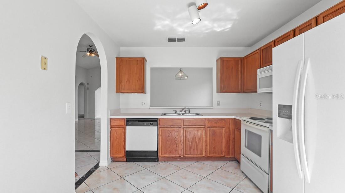 Image 5 of 22 For 2808 Ridge Cove Court