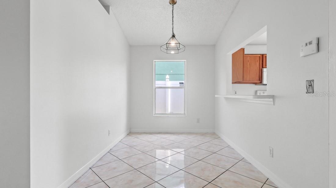 Image 8 of 22 For 2808 Ridge Cove Court