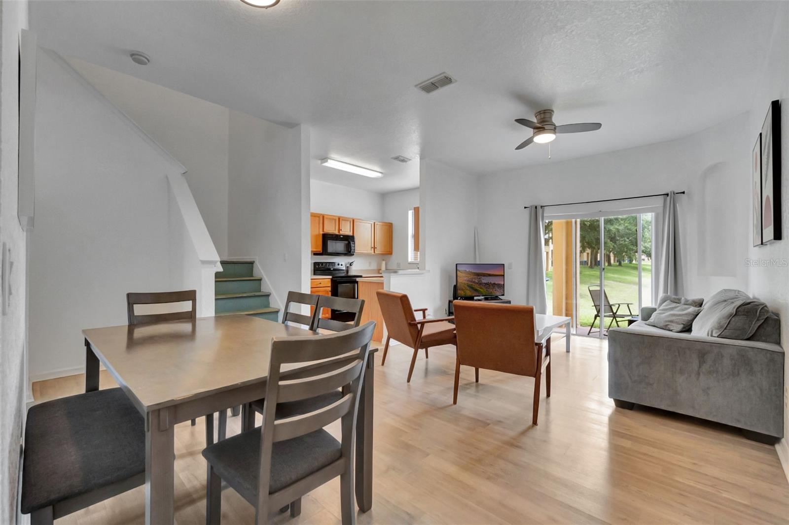 Image 6 of 34 For 216 Bergamo Drive