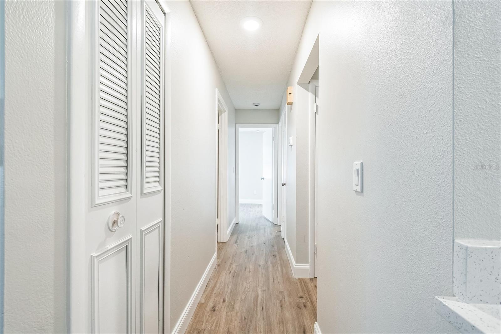 Image 15 of 26 For 1811 Queen Palm Drive