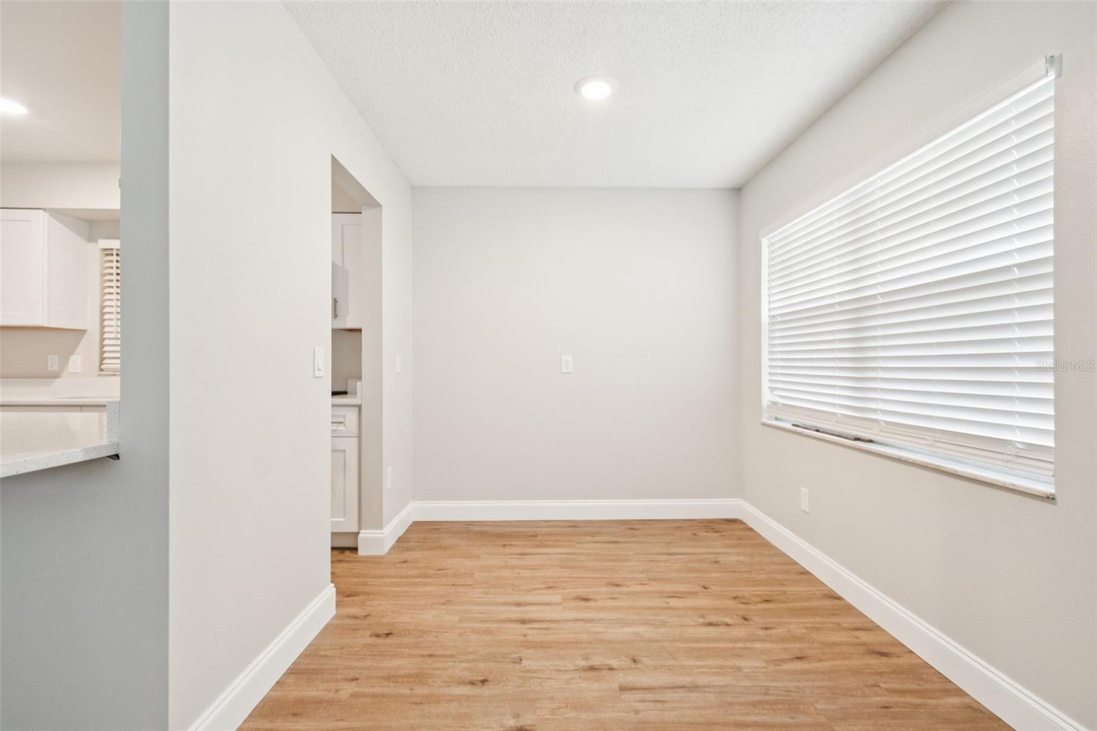 Image 8 of 26 For 1811 Queen Palm Drive