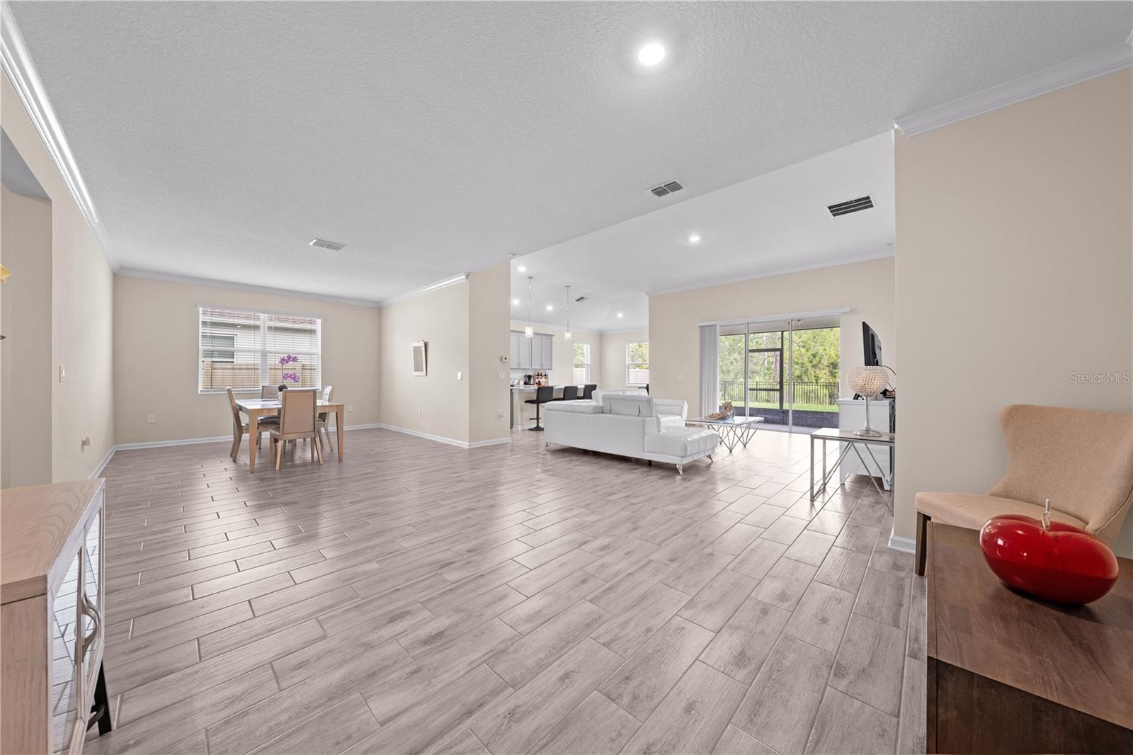 Image 12 of 53 For 1729 Chatsworth Circle