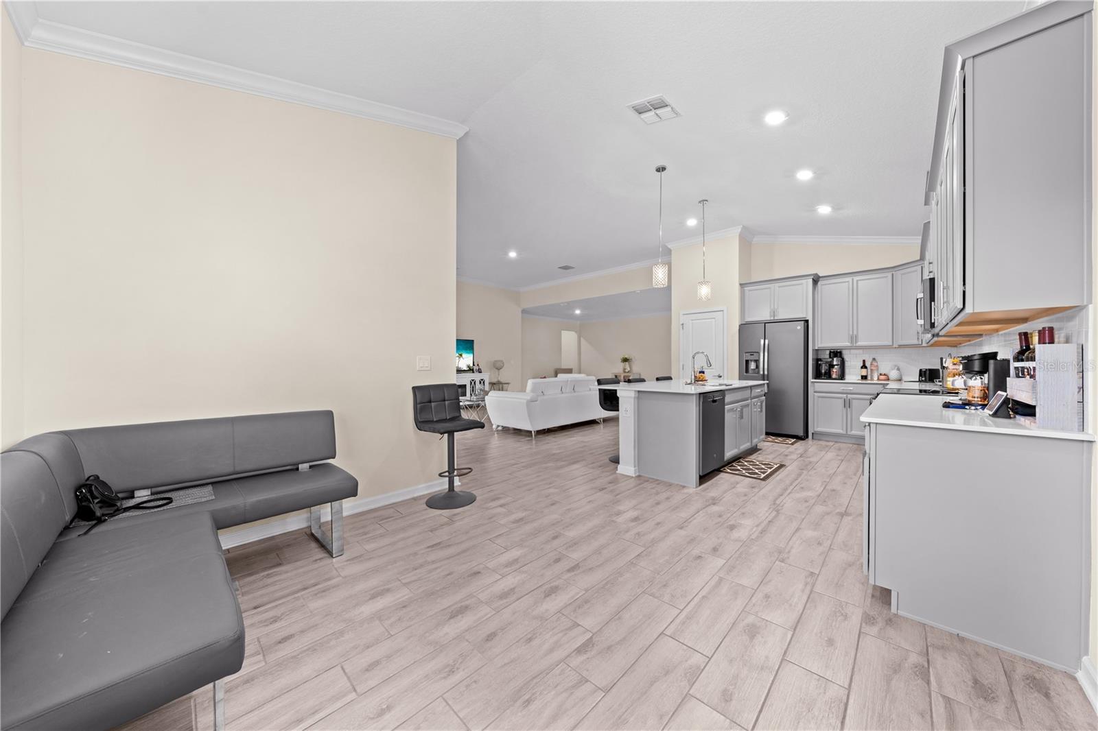 Image 13 of 53 For 1729 Chatsworth Circle