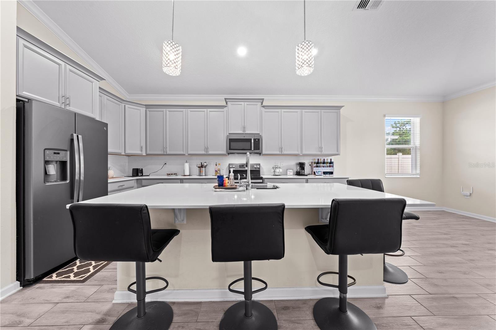 Image 15 of 53 For 1729 Chatsworth Circle