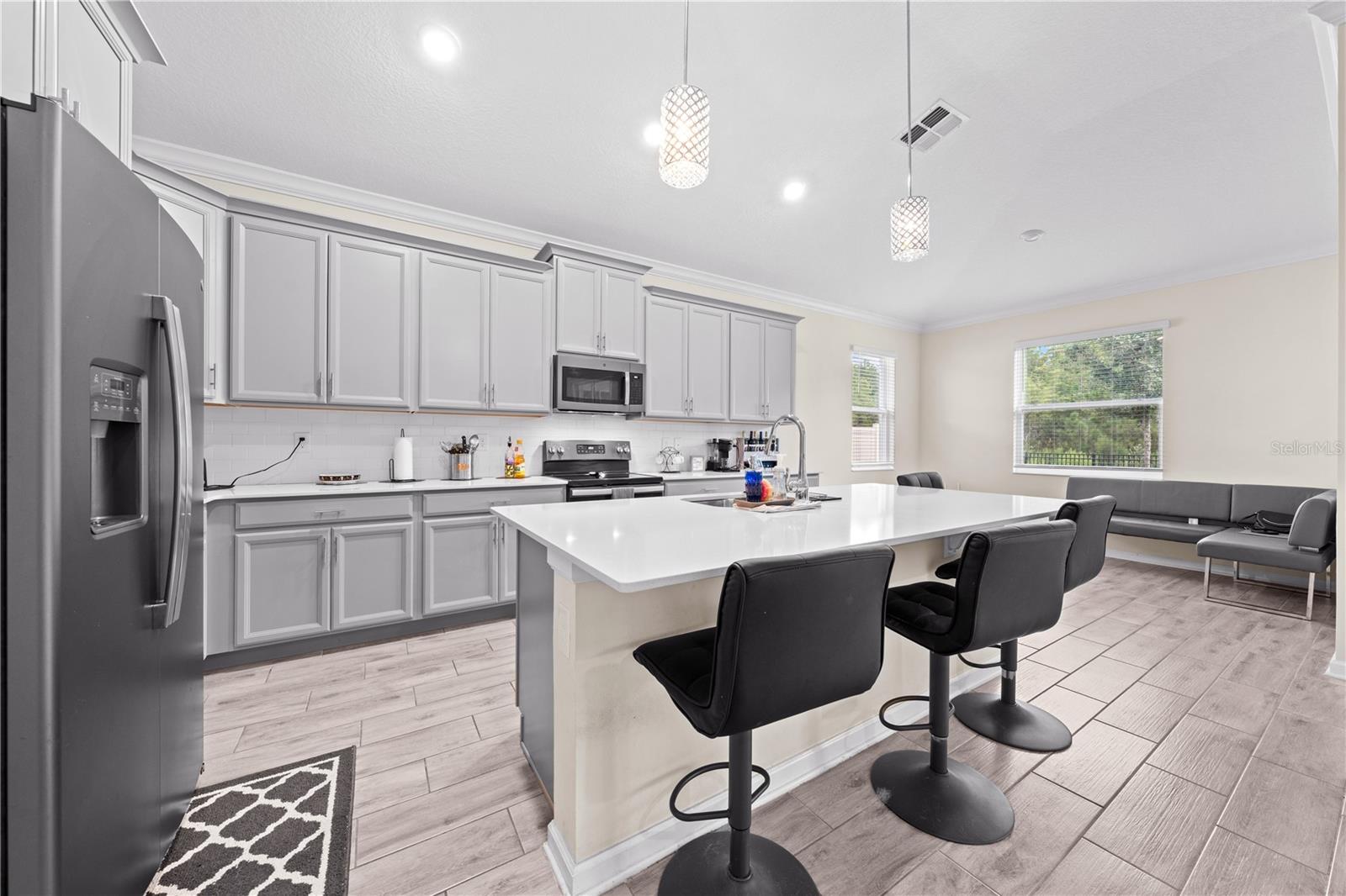 Image 16 of 53 For 1729 Chatsworth Circle