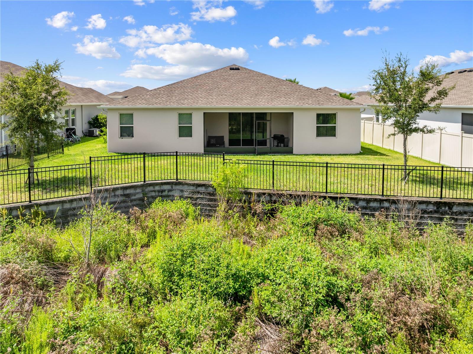 Image 47 of 53 For 1729 Chatsworth Circle